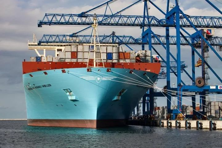 膠北內(nèi)貿(mào)鐵路專線代理——金邦小孫